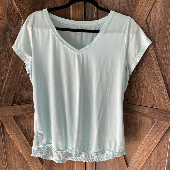 Xersion Aqua Light Teal Vneck T-shirt Bundle Short Sleeves - Picture 1 of 4